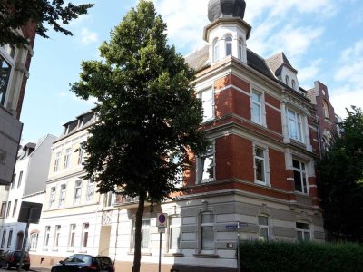 Hochwertig  3-Zi. Whg. in stilvollem Altbau