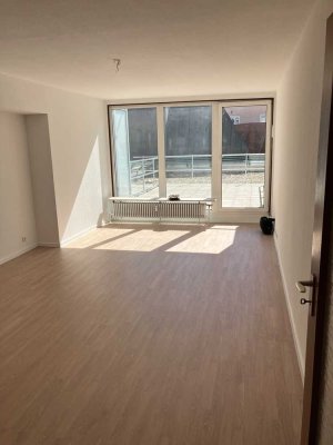 Besicht. 27.02.26 - 15 Uhr!!! Treffpunkt Hauseingang - Helle Wohnung in der City (WE2.018)