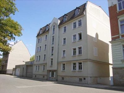 helle 1-Raum-DG-Wohnung renoviert mit Ballkon