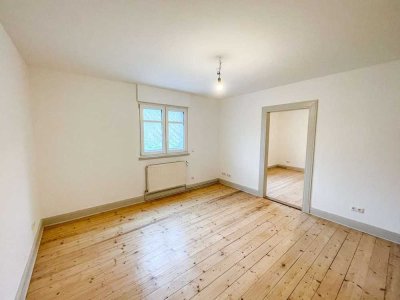 Neu Sanierte 4ZKB Wohnung mit Naheblick und Loggia!