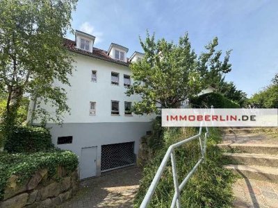 IMMOBERLIN.DE - Familienfreundliche Wohnung mit Südwestterrasse, Garten & Tiefgaragenstellplatz