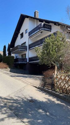 Geschmackvolle 2-Zimmer-EG-Wohnung mit Schwimmbadnutzung in Häusern