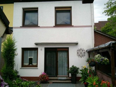 Stilvolles Reihenendhaus mit wunderschönem Garten (360 Grad Besichtigung)