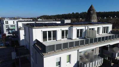 Neuwertige, schwellenfreie 3-Zimmer-Penthousewohnung mit Einbauküche und großer Dachterrasse