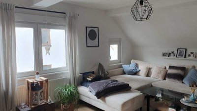 Gemütliche 3,5-Zimmer-Wohnung mit kleinem Balkon in Griesheim