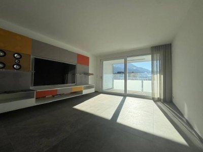 Stilvoll wohnen: Hochwertig sanierte 4-Zimmer-Wohnung mit Charme