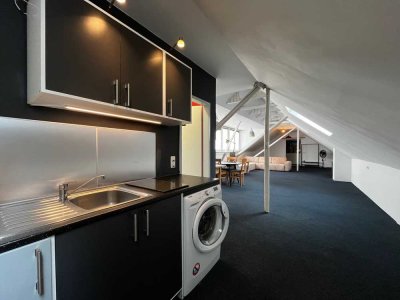 Außergewöhnliches Loft im Woogsviertel – ruhig gelegen & voll möbliert