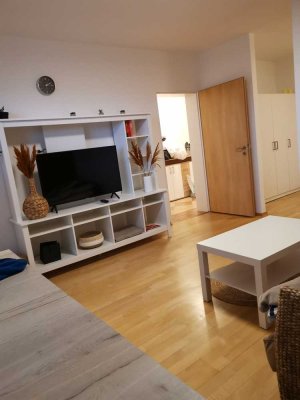 Großraum Apartment 49 qm, Provisionsfrei,  Komplett Renoviert und Eingerichtet