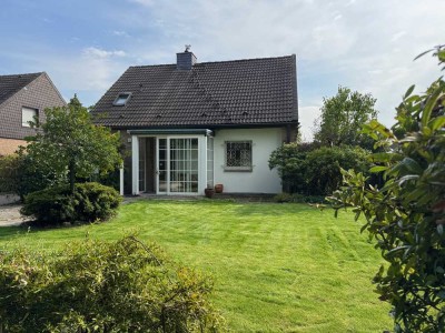 Freistehendes Einfamilienhaus in Meerbusch-Strümp (befristete Vermietung; teilmöbliert)