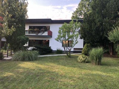Preiswerte, sanierte 3-Zimmer-Wohnung mit Einbauküche in Höhr-Grenzhausen