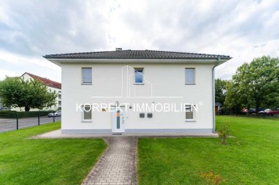 Modernes & energieeffizientes Wohnhaus mit Praxis in Heidenau.