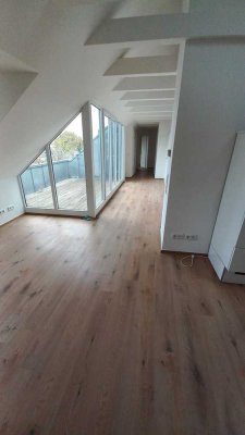 Giesing, Erstbezug, 4-Zi.-DachterrWg. 84qm Westlage freie Sicht, neuer Preis sof.frei nur 633.000,-!