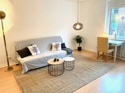 Schöne 2,5-Zimmer-Wohnung im Hansaviertel – mit Balkon