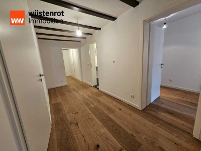 Willkommen liebe 3er-WG (Studenten) in bester Wohnlage, Weidenhäuserstr. in Marburg, neu saniert !