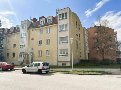 Tolle 3 Zimmer Wohnung mit Garagenplatz im 2.Stock