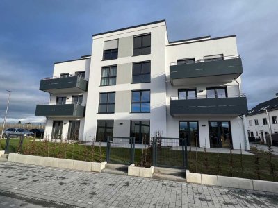 Zweitbezug: exklusive 2-Zimmer-Wohnung mit gehobener Ausstattung und Garten in Groß-Gerau