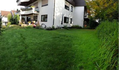 3,5-Zimmer-Wohnung mit Terrasse, Garten und Einbauküche in Reutlingen