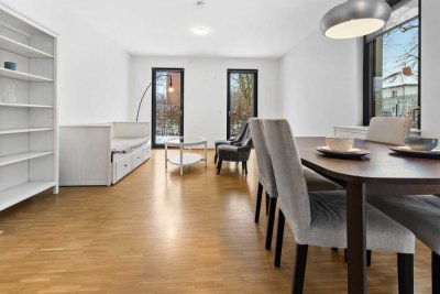 Helle Gartenwohnung mit 2 Zimmern & Tiefgaragenplatz in Lichterfelde