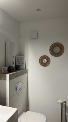 Exklusive, sanierte 4,5-Zimmer-DG-Wohnung mit geh. Innenausstattung mit EBK in Voerde (Niederrhein)
