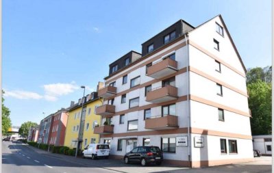Stilvolle, modernisierte 1-Zimmer-Wohnung mit Einbauküche in Koblenz