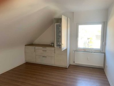 Attraktive 3-Zimmer-Wohnung im 3. OG, frisch saniert in Dahn