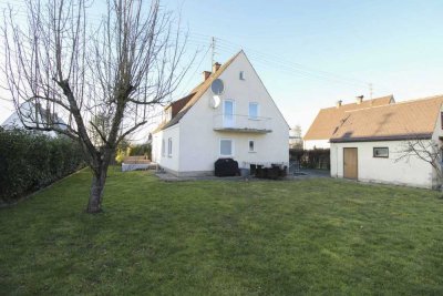 Jetzt oder nie: Kaufen, Renovieren, Einziehen: Einfamilienhaus mit großem Grundstück