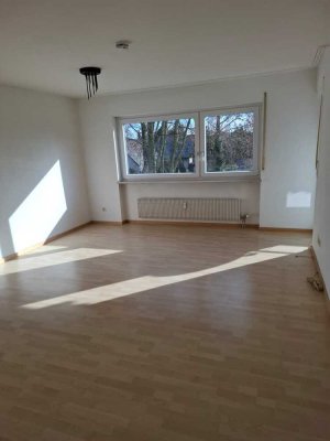 Großzügige und helle 3 Zimmer-Wohnung