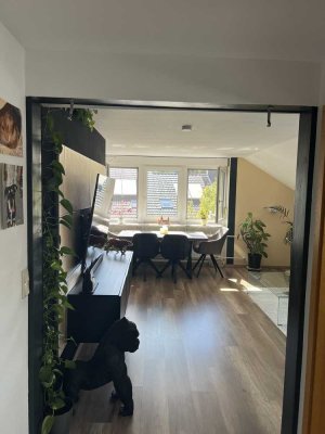 Helle 4-Zimmer DG-Wohnung in Nackenheim