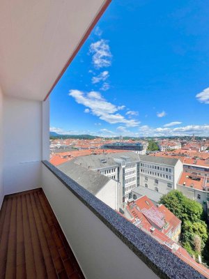 Generalsanierter Erstbezug mit Blick auf den Schlossberg - Provisionsfrei!