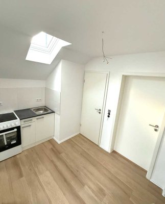 sanierte 3-Zimmer Wohnung ideal für 3er WG; 2 Bäder und 2 Küchen; gute Sanderau Lage!