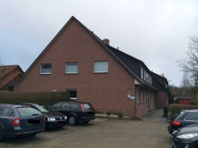 Geräumige 4 Zimmer-Wohnung mit Stellplatz und Balkon