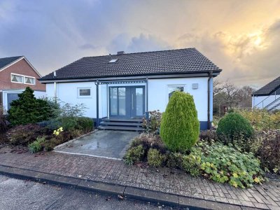 Hamberge: Modernisiertes Einfamilienhaus mit Garage, Wohnkeller und Südgrundstück