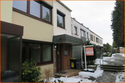 Gepflegtes Reihenhaus mit Garage in Wulsdorf