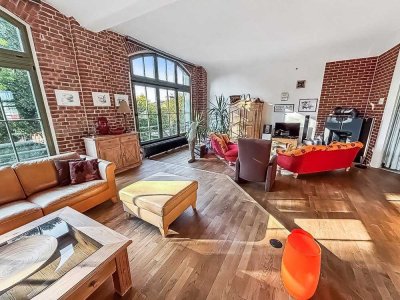 Industriecharme trifft Wohnluxus – Exklusives 225 m² Denkmal-Loft in der Janssen Fabrik