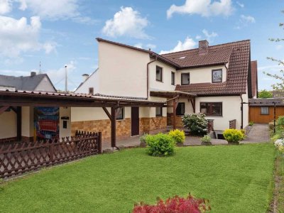 Freie Doppelhaushälfte mit Garten in Schwabach Stadtteil Vogelherd