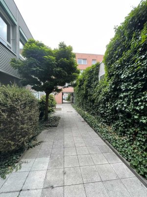 Siegen, Hagener Str, zentral gelegenes 1 ZKB Appartement mit Balkon, nur an Selbstzahler.