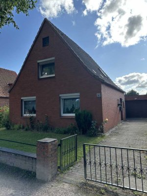 Älteres Einfamilienhaus in ruhiger Wohn- und Seitenstraße, in gleichwohl zentrumsnaher Lage!
