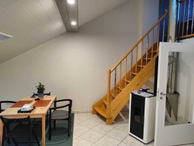 2-Zimmer DG-Wohnung in Karlsbad-Auerbach mit Balkon