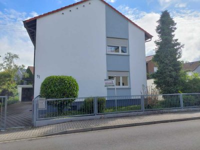 VERKAUFT!  Gelegenheit! attr. 2 FH mit Garten , Hof + Garage! keine Käuferprov.!!!