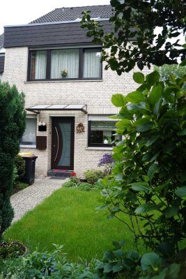 Kernsaniertes Einfamilien-Endhaus mit Garage