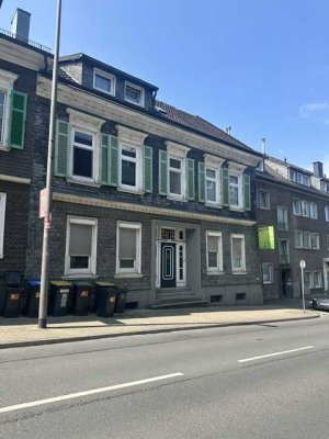 Gut aufgeteilte 2 Zimmer Wohnung mit separatem Eingang