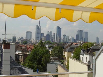Stil Altbau Exklusive 4-Zimmer Maisonette-Whg. Skylineblick  Aufzug, Terrasse, 60136 Nordend