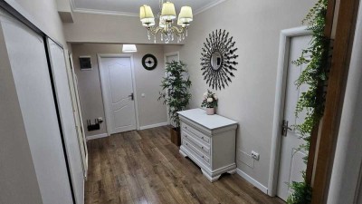 Preiswerte 3-Raum-Wohnung mit Einbauküche in Neubrandenburg