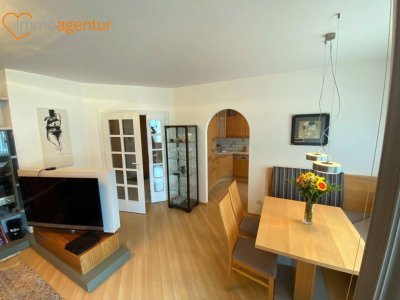 Willkommen daheim: Stilvolle Wohnung mit Loggia &amp; Garage in Alkoven