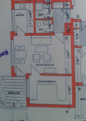 helle 2 Zimmer Wohnung. Wird aktuell komplett saniert.