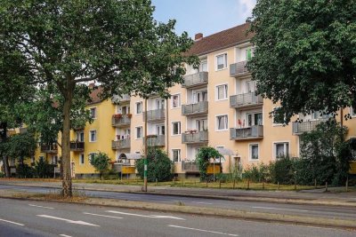 Wohnung mit Balkon // 1.OG links - WBS benötigt