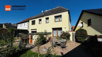 Familienfreundliche Doppelhaushälfte in Marlow – naturnah wohnen, stadtnah leben