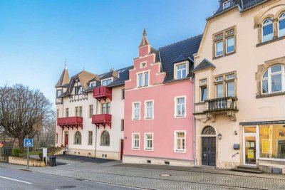 +++ Traumhafte Maisonettewohnung im Landhausstil mit Balkon, Parkett und Kamin +++