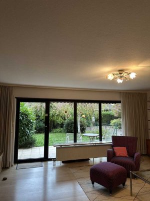 Reihenhaus in naturnaher und sehr ruhiger Lage mit super Anbindung!