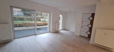 Wohnung*Haus im Haus mit eigenem Gartenanteil*großer Terrasse in Westlage zum ruhigen Garten